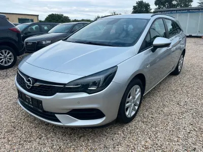 Gebraucht Opel Astra Edition 110 PS (80 kW) 2020 Grau Kombi