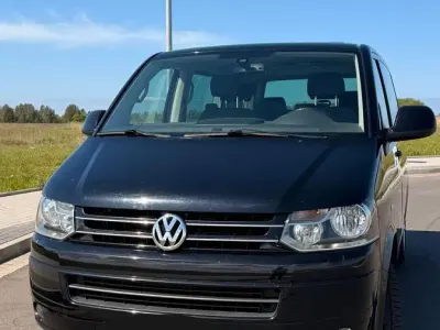 Używany VW T5 Comfortline 179 KM (131 kW) 2013 Czarny Van