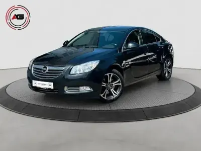 Gebraucht Opel Insignia 194 PS (142 kW) 2012 Schwarz Limousine