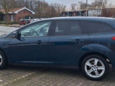 Gebraucht Ford Focus Business Edition 120 PS (88 kW) 2016 Blau Kombi