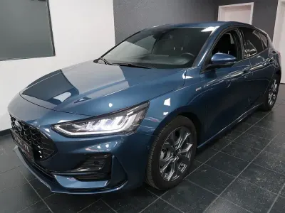 Gebraucht Ford Focus ST-Line 155 PS (114 kW) 2023 Blau Limousine