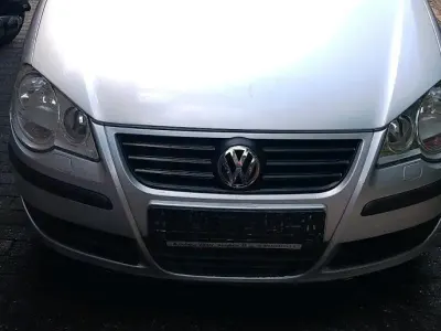 Gebraucht VW Polo 63 PS (46 kW) 2007 Silber Kleinwagen