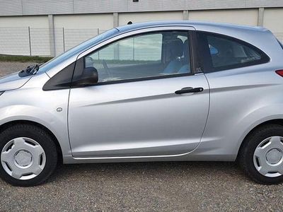 Second-hand Ford Ka Titanium 69 CP (50 kW) 2010 Argintiu Hatchback