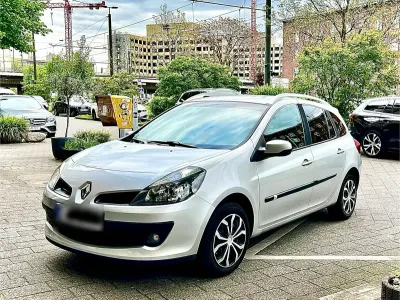 Gebraucht Renault Clio GrandTour 101 PS (74 kW) 2008 Silber Kombi