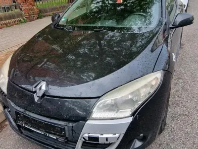 Gebraucht Renault Mégane Coupé 130 PS (95 kW) 2009 Braun Coupé