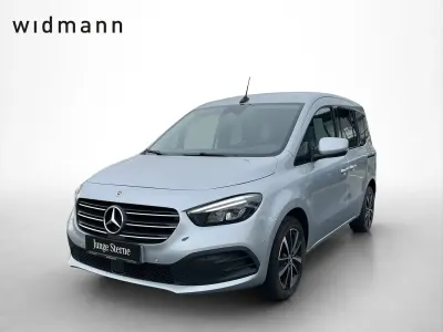 Gebraucht Mercedes T180 Progressive 116 PS (85 kW) 2022 Helvinsilber metallic Van / Kleinbus