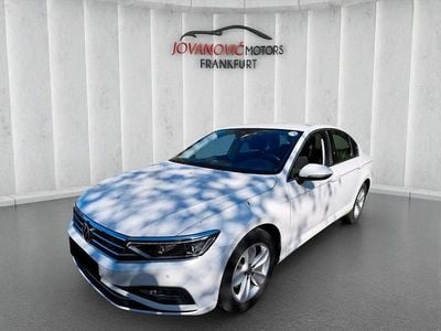 Gebraucht VW Passat Style 122 PS (89 kW) 2021 Weiß Limousine