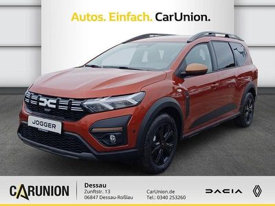 Neu Dacia Jogger Extreme 141 PS (103 kW) 2025 Terracottabraun metallic Van / Kleinbus