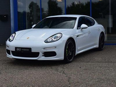 Porsche Panamera S