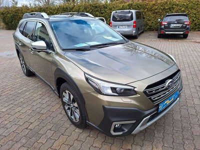 Gebraucht Subaru Outback Platinum 169 PS (124 kW) 2025 Autumn green tap Kombi