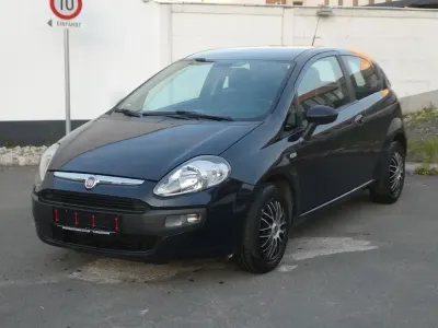Gebraucht Fiat Grande Punto Dynamic 65 PS (47 kW) 2011 Kleinwagen