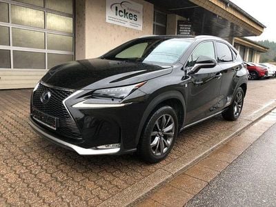 Schwarz Gebraucht 2015 Lexus NX300h E-FOUR F-Sport SUV | 21.990 €