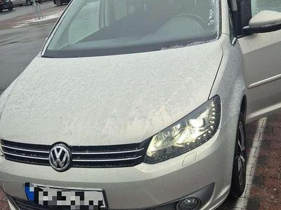 Gebraucht VW Touran Highline 140 PS (102 kW) 2012 Van / Kleinbus