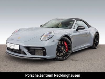 Porsche 911 Carrera 4 GTS