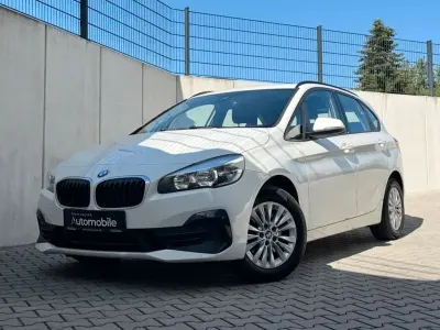 Gebraucht BMW 218 Active Tourer Advantage 150 PS (110 kW) 2019 Weiß Van / Kleinbus