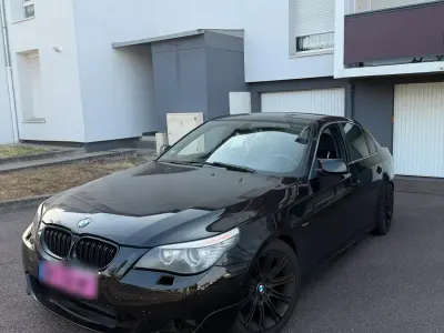 Gebraucht BMW 525 M Sport 197 PS (144 kW) 2009 Schwarz Limousine