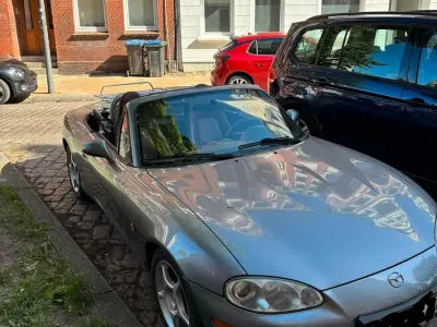 Gebraucht Mazda MX5 110 PS (80 kW) 2002 Silber Cabrio