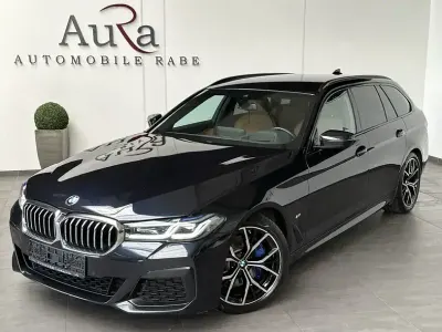 Gebraucht BMW 520 M Sport 190 PS (139 kW) 2022 Carbonschwarz Limousine