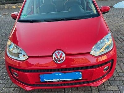 Gebraucht VW up! move up! 75 PS (55 kW) 2016 Rot Kleinwagen