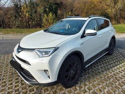 Gebraucht Toyota RAV4 Hybrid Edition 197 PS (144 kW) 2016 Weiß SUV