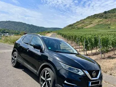 Gebraucht Nissan Qashqai Shiro 158 PS (116 kW) 2021 Schwarz SUV