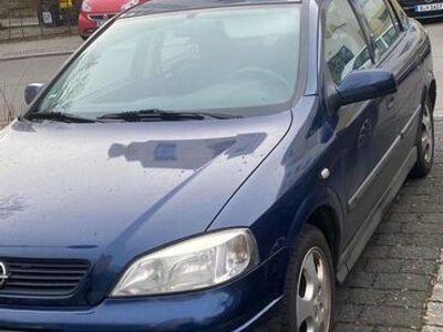 gebraucht Opel Astra dunkelblau