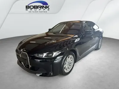 Neu BMW i4 250 kW (340 PS) 2026 Schwarz Limousine