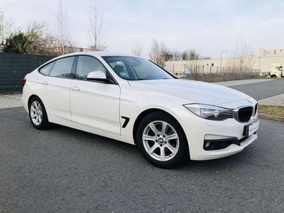 Gebraucht BMW 320 Gran Turismo Sport Line 184 PS (135 kW) 2015 Weiß Limousine
