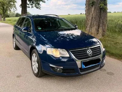 Gebraucht VW Passat 105 PS (77 kW) 2008 Blau Kombi