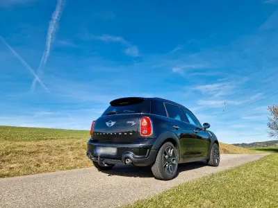Gebraucht Mini Cooper SD 143 PS (105 kW) 2014 Schwarz Kleinwagen