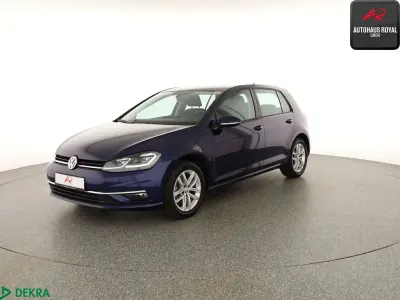 Używany VW Golf VII 125 KM (91 kW) 2017 Niebieski Sedan/Limuzyna