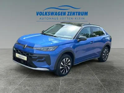 Neu VW T-Roc Life 116 PS (85 kW) 2026 Blau SUV