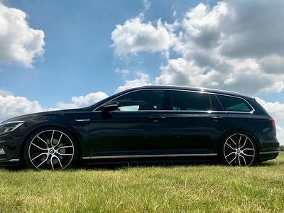 Usata VW Passat R-line 240 CV (176 kW) 2015 Nero Station wagon