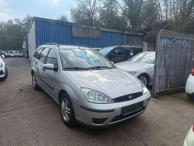 Usata Ford Focus Ghia 101 CV (74 kW) 2003 Argento Station wagon