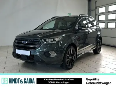 Gebraucht Ford Kuga ST-Line 182 PS (133 kW) 2017 Grün SUV