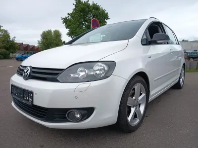 Gebraucht VW Golf VII Match 105 PS (77 kW) 2012 Weiß Limousine