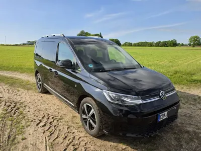 Gebraucht VW Caddy Maxi Style 122 PS (89 kW) 2021 Schwarz Van / Kleinbus
