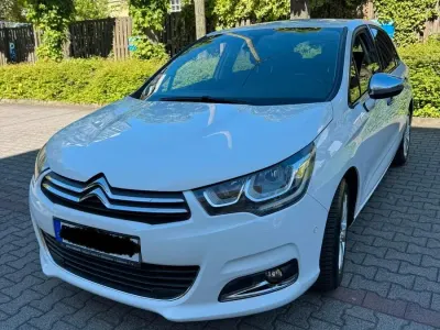 Gebraucht Citroën C4 131 PS (96 kW) 2015 Weiß Kombi
