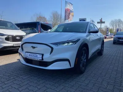 Gebraucht Ford Mustang Mach-E 197 kW (269 PS) 2022 Weiß SUV