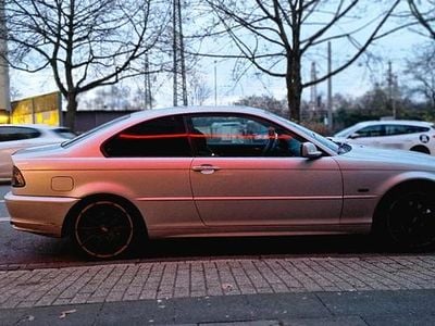 Gebraucht BMW 318 M Sport 118 PS (86 kW) 2001 Silber Coupé
