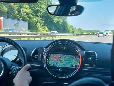 Gebraucht Mini Cooper D Clubman Essential 150 PS (110 kW) 2019 Silber Kombi