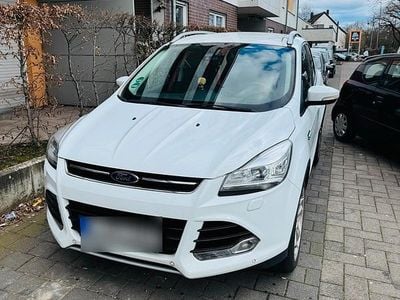 Gebraucht Ford Kuga 140 PS (102 kW) 2013 Weiß SUV