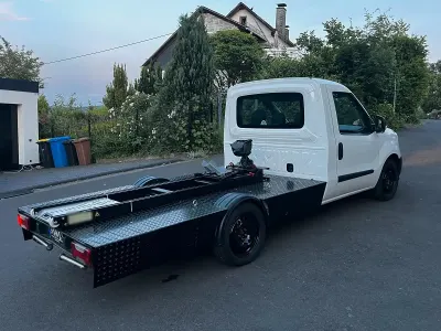 Gebraucht Fiat Doblò 90 PS (66 kW) 2015 Weiß Van / Kleinbus