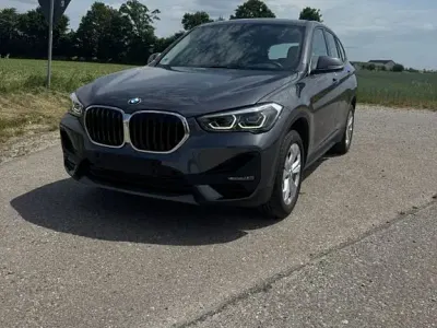 Gebraucht BMW X1 178 PS (130 kW) 2021 Grau SUV
