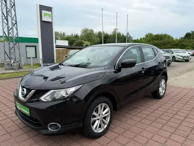 Gebraucht Nissan Qashqai Acenta 116 PS (85 kW) 2015 Schwarz SUV