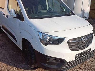 Gebraucht Opel Combo 102 PS (75 kW) 2021 Weiß Van / Kleinbus