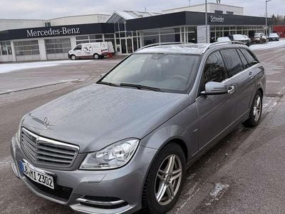 Gebraucht Mercedes C200 Elegance 136 PS (100 kW) 2012 Kombi
