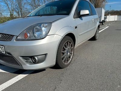 gebraucht Ford Fiesta 1.3 st line