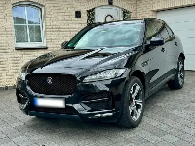 Gebraucht Jaguar F-Pace R-Sport 179 PS (131 kW) 2019 Schwarz SUV