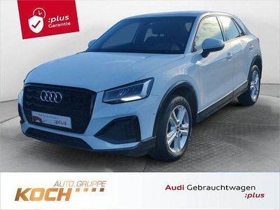 Gletscherweiß metallic Gebraucht 2022 Audi Q2 Ambiente SUV | 25.390 € (Etwas zu teuer)